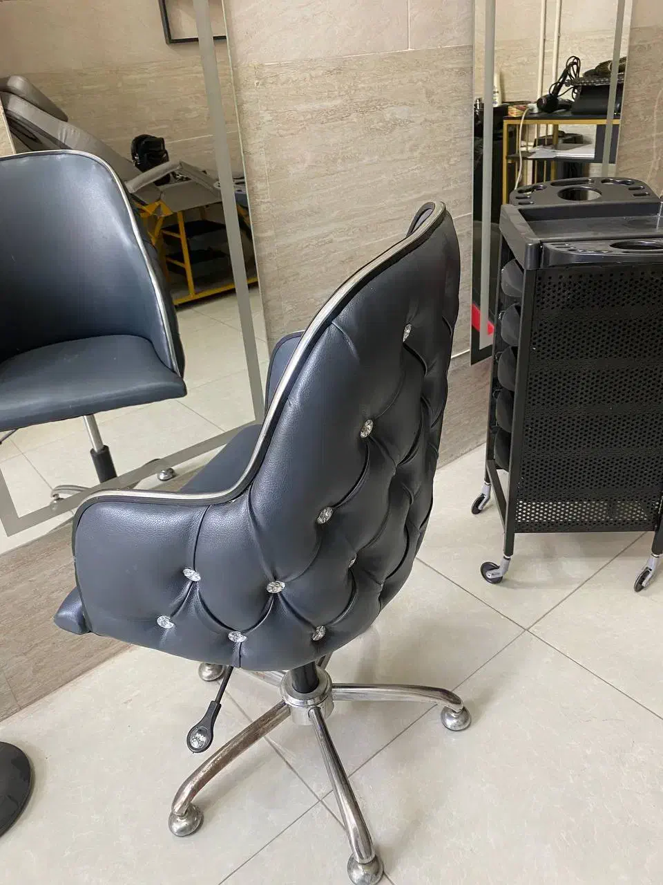 فروش لوازم آرایشگاه|آرایشگاه و سالن‌های زیبایی|رشت, کوی حسینی|دیوار