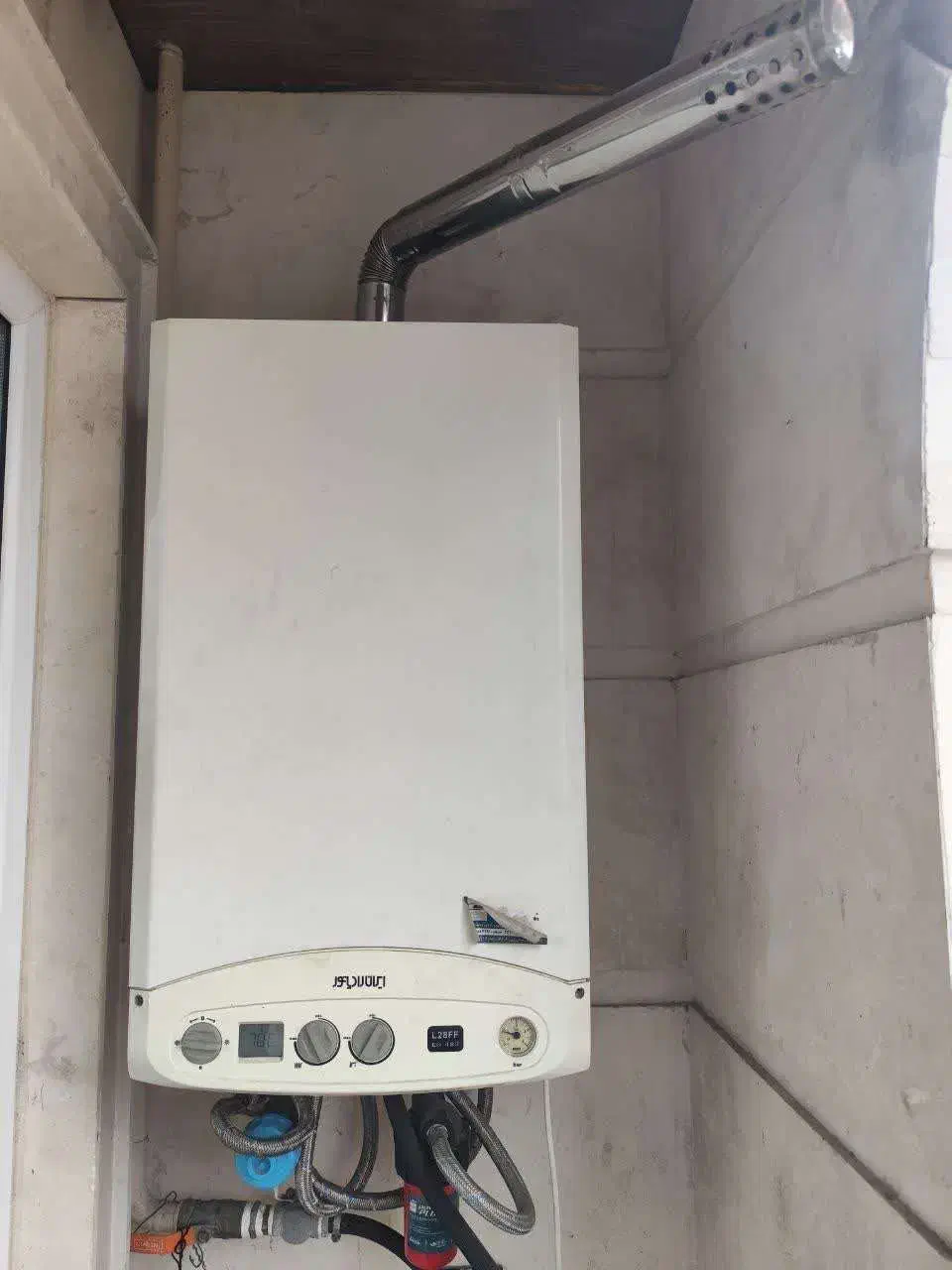 پکیج ایران رادیاتورL28 FF تمیز و سالم|آبگرمکن، پکیج، شوفاژ|لاهیجان, لاشیدان|دیوار