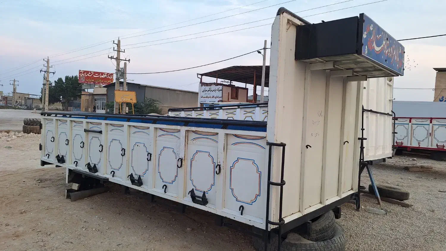 اتاق چوبی فلزی ایسوزو،فورس ارنا پلاس|قطعات یدکی و لوازم جانبی|شیراز, فرهنگ شهر|دیوار