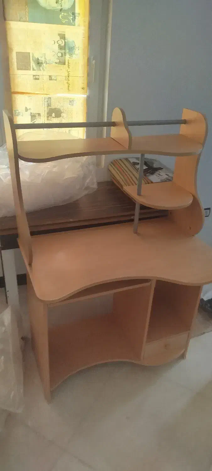 میز کامپیوتر، تحریر|میز تحریر و کامپیوتر|گرگان, |دیوار