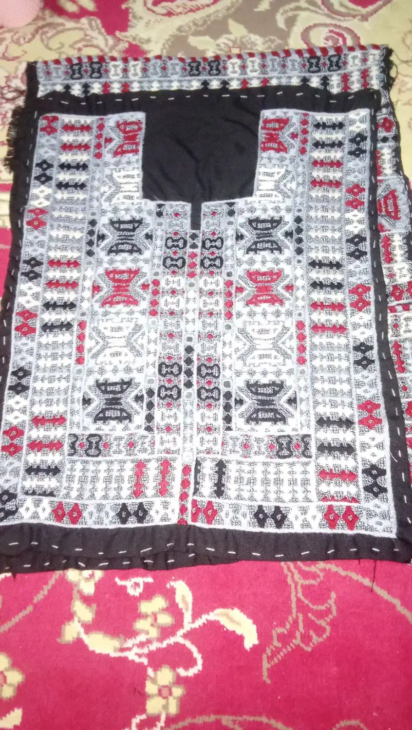 زیاستین|لباس|زهک, |دیوار