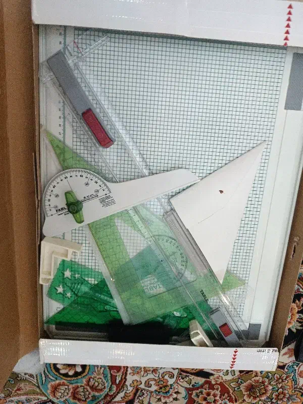 تخته رسم|لوازم التحریر|سهند, |دیوار