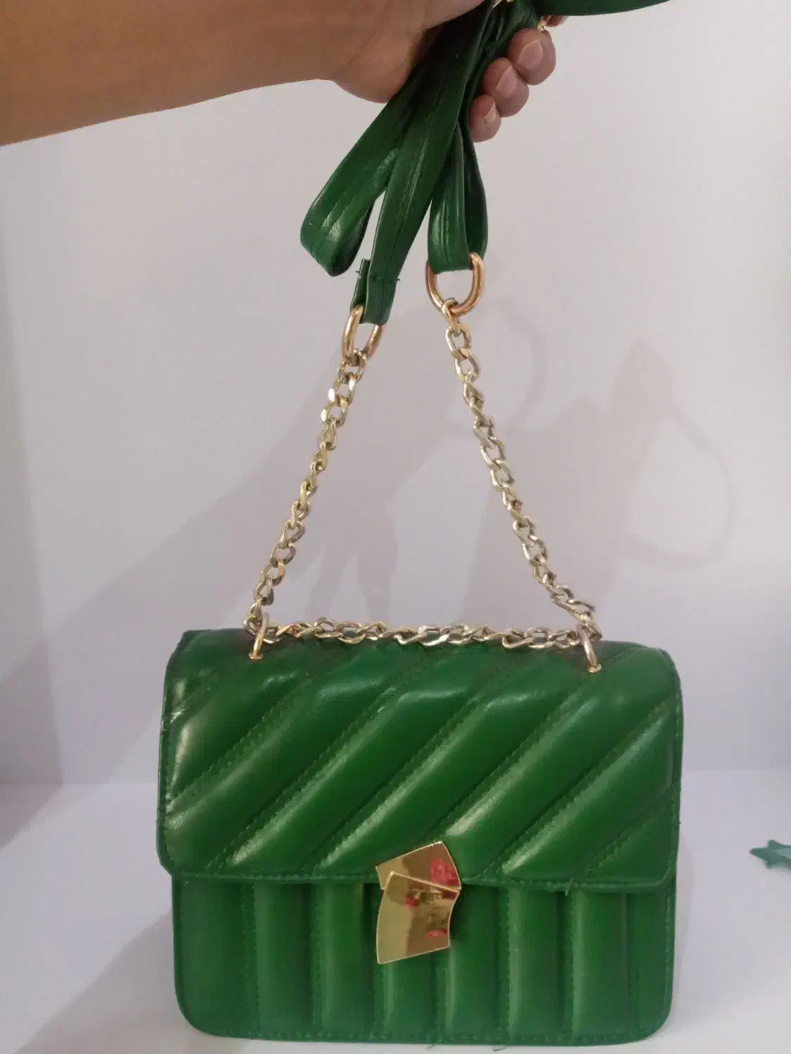 کیف|کیف، کفش، کمربند|بیرجند, |دیوار