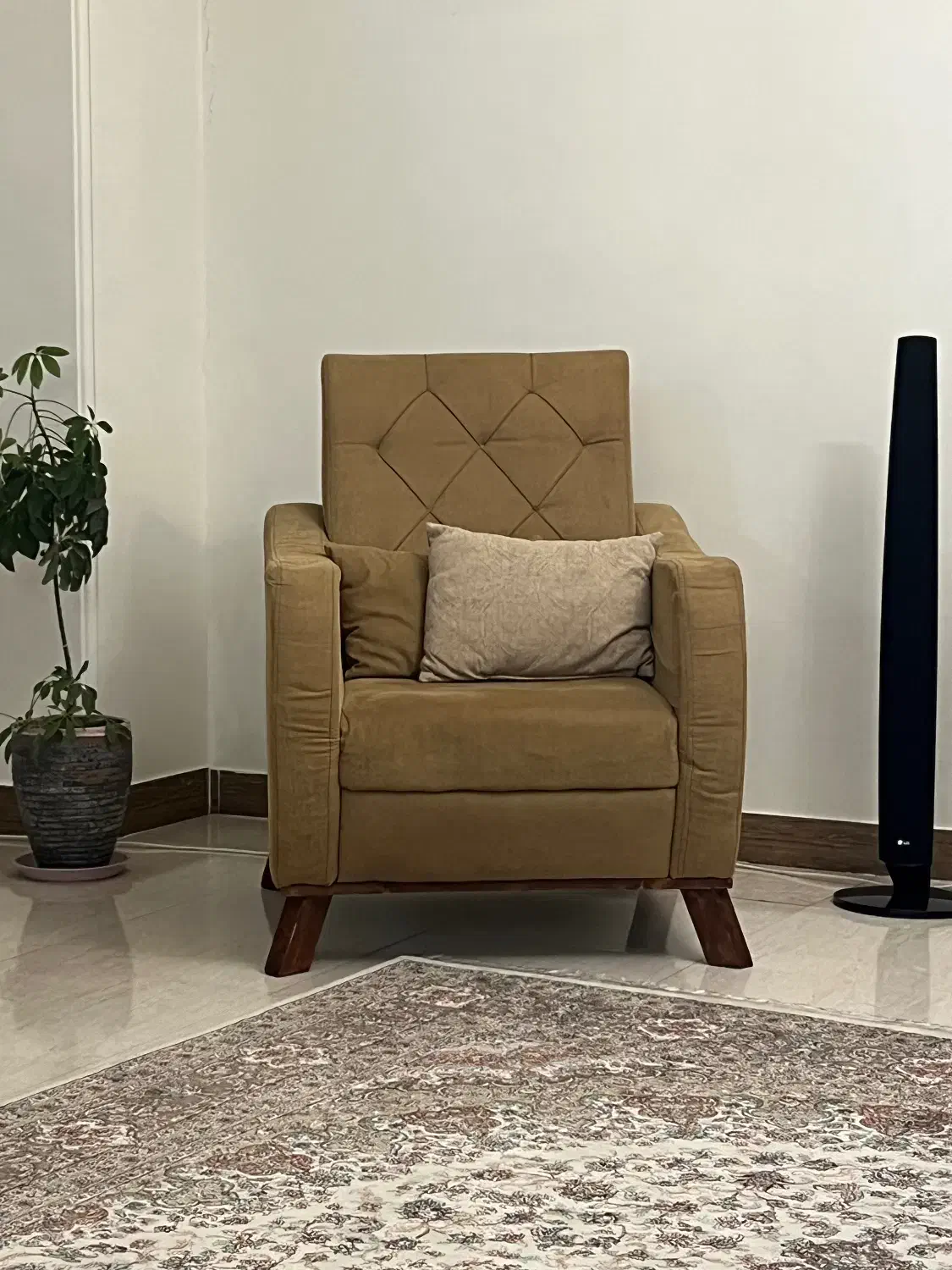 مبل راحتی|مبلمان خانگی و میز عسلی|مشکین‌دشت, |دیوار