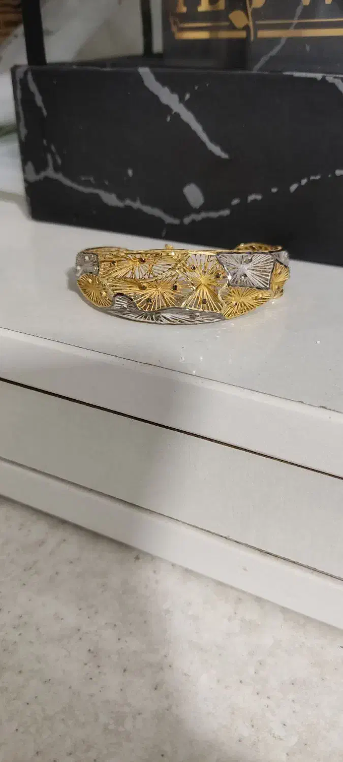 دستبند طلا شیک سایز ۱و۲میخوره|جواهرات|ساوه, |دیوار