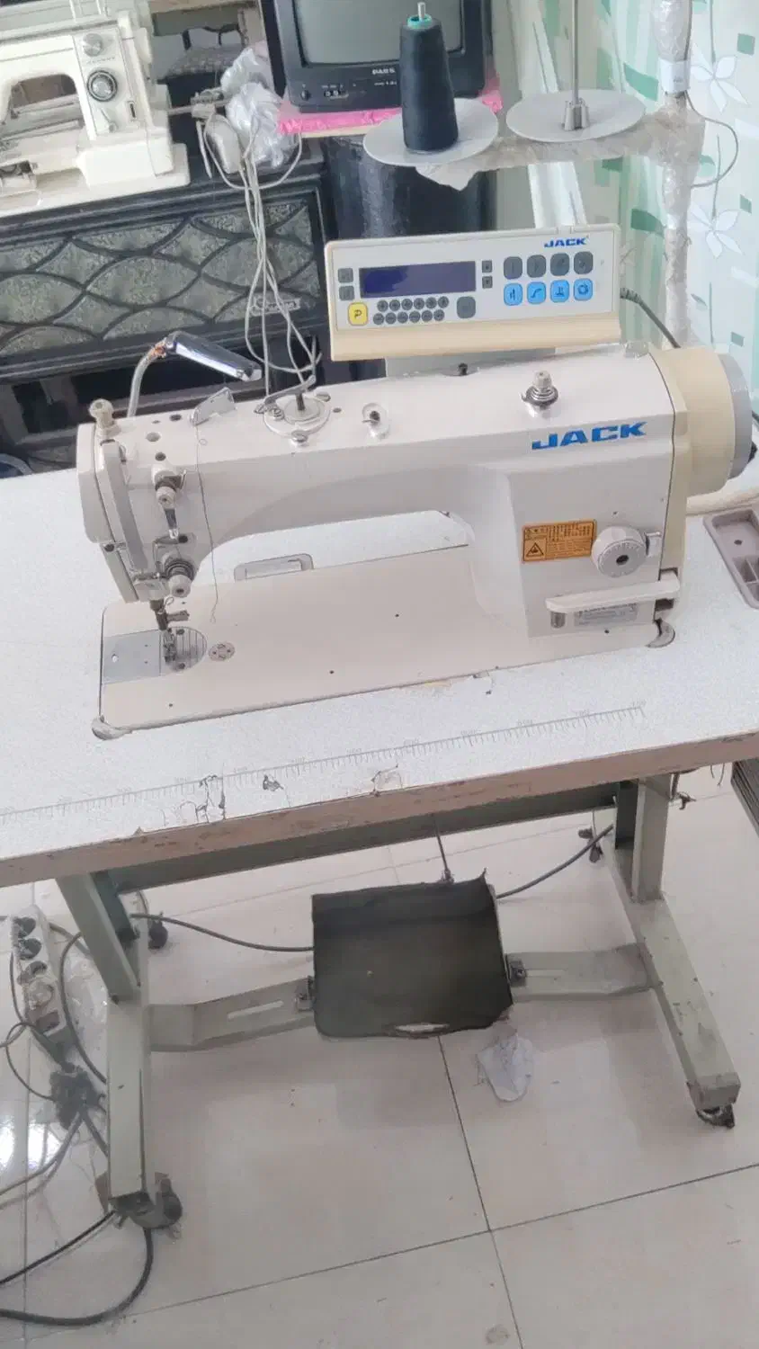 چرخ کامپیوتری جک با ضمانت|چرخ خیاطی و ریسندگی|قائمشهر, |دیوار