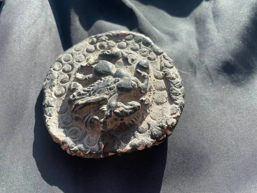 مهر و سنگ|کلکسیون اشیاء عتیقه|بناب, |دیوار