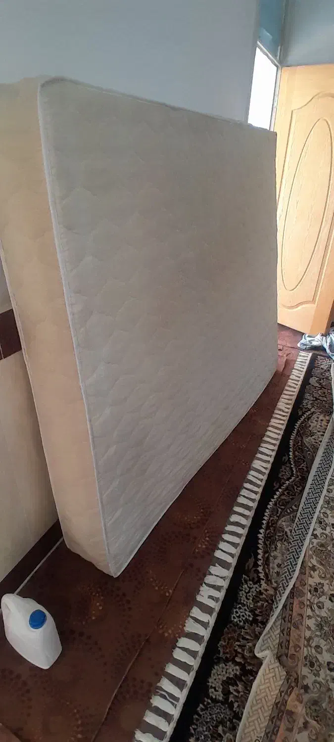 تشک دونفره کاملا سالم در حد نو|تشک تختخواب|آشخانه, |دیوار
