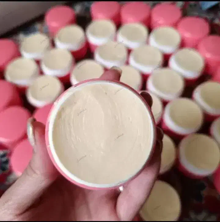 کرم معجزه تضمینی|خدمات آرایشگری و زیبایی|لشت نشا, |دیوار