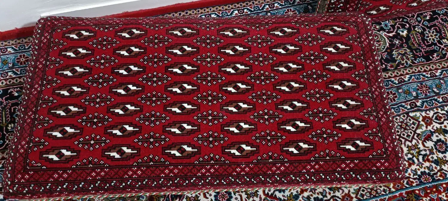 پشتی دست بافت|پشتی|خرمآباد, |دیوار