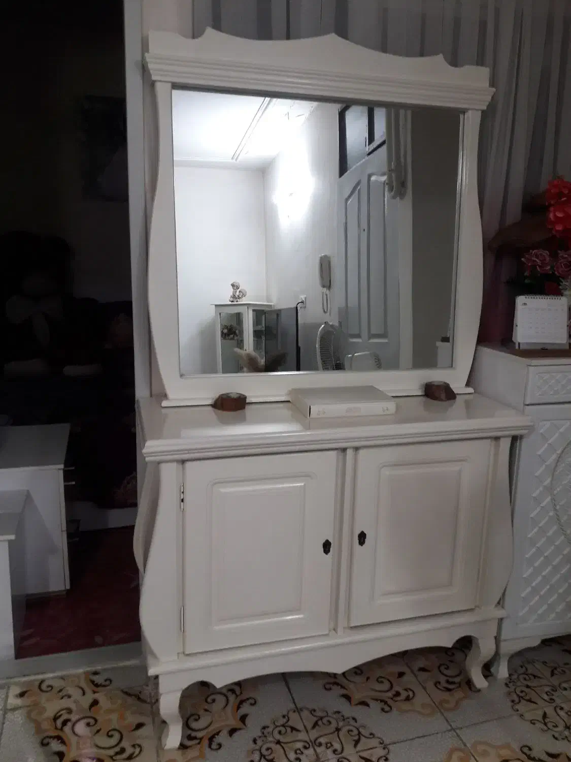 آیینه کنسول|بوفه، ویترین، کنسول|اسلامشهر, شهرک محمدیه|دیوار