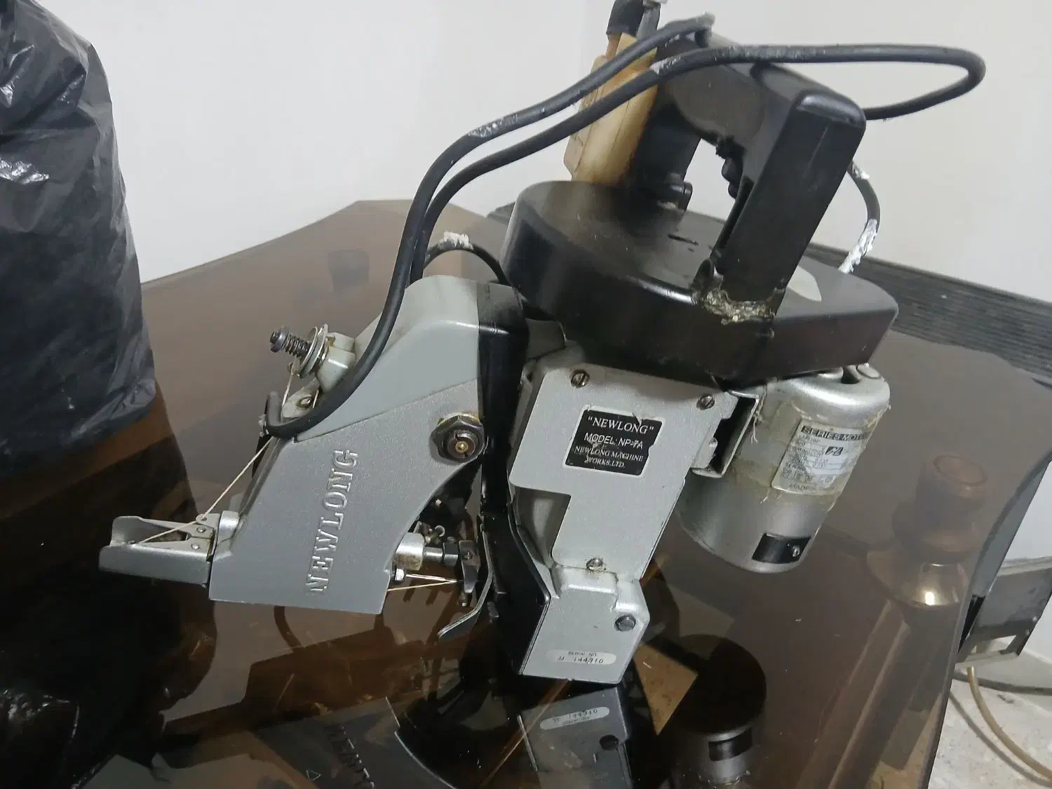 چرخ سرکیسه کیسه دوز|چرخ خیاطی و ریسندگی|ملایر, |دیوار