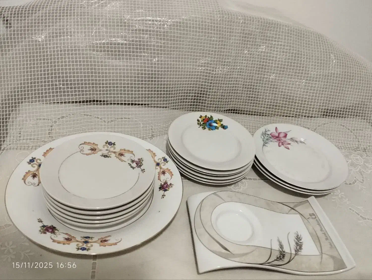 قدیمی و در حد نو|کلکسیون اشیاء عتیقه|قم, هنرستان|دیوار