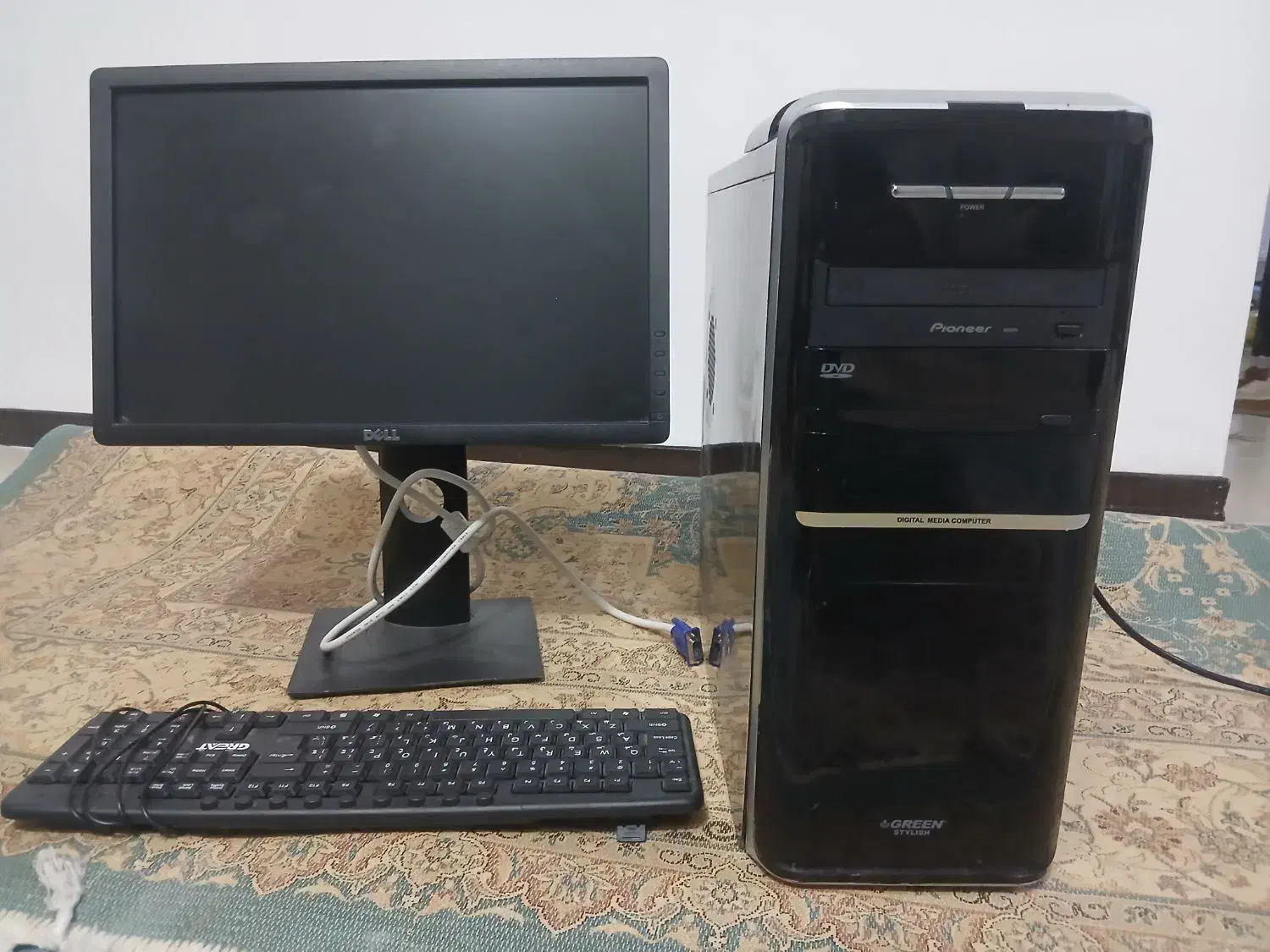 کامپیوتر|رایانه رومیزی|فلاورجان, |دیوار