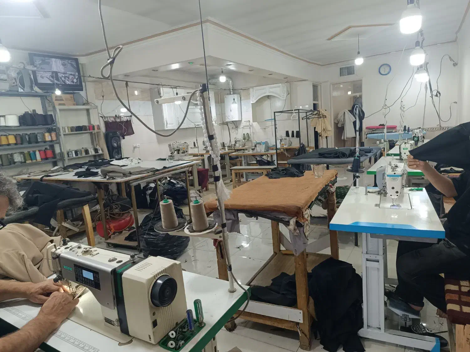 تولیدی مانتو ملکه ب تعدای چرخکار ماهر نیازمند است|استخدام صنعتی، فنی، مهندسی|باغستان, |دیوار