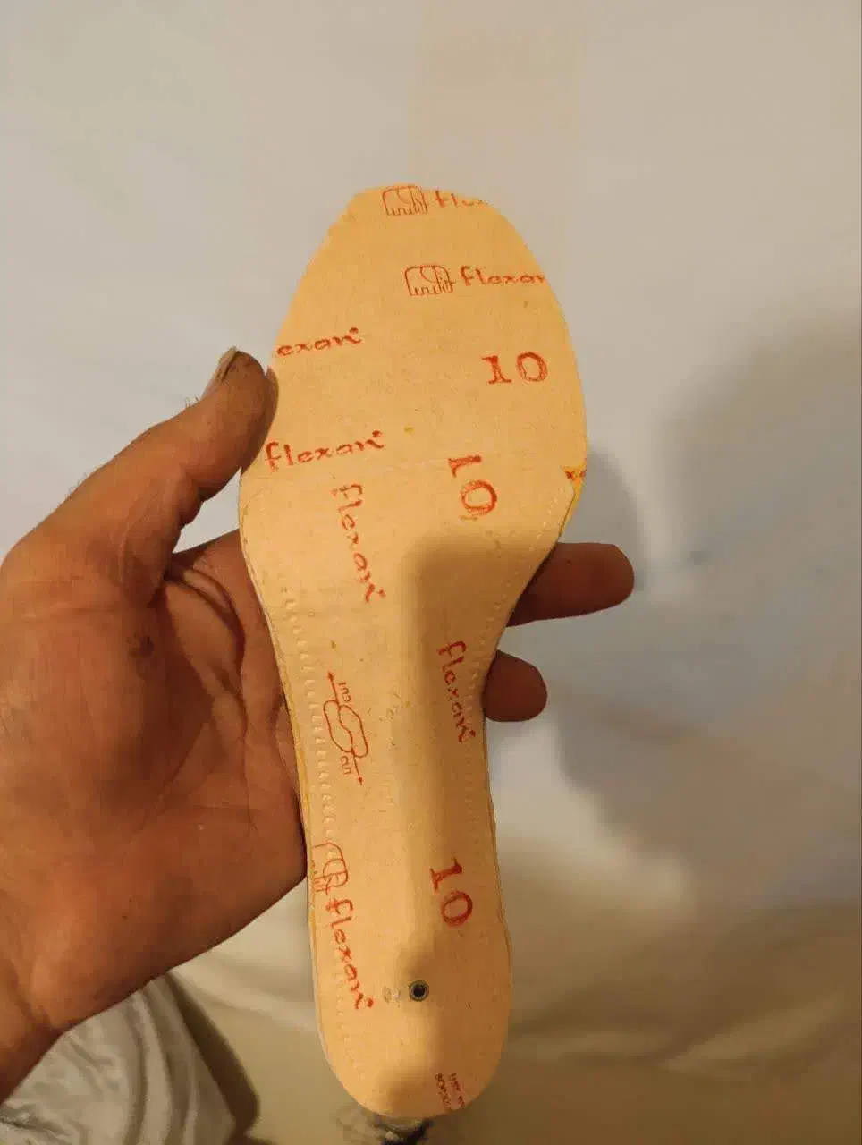 انواع تکسون قالب پاشنه زیره باقیمت مناسب|کیف، کفش، کمربند|اصفهان, سرشبادران|دیوار