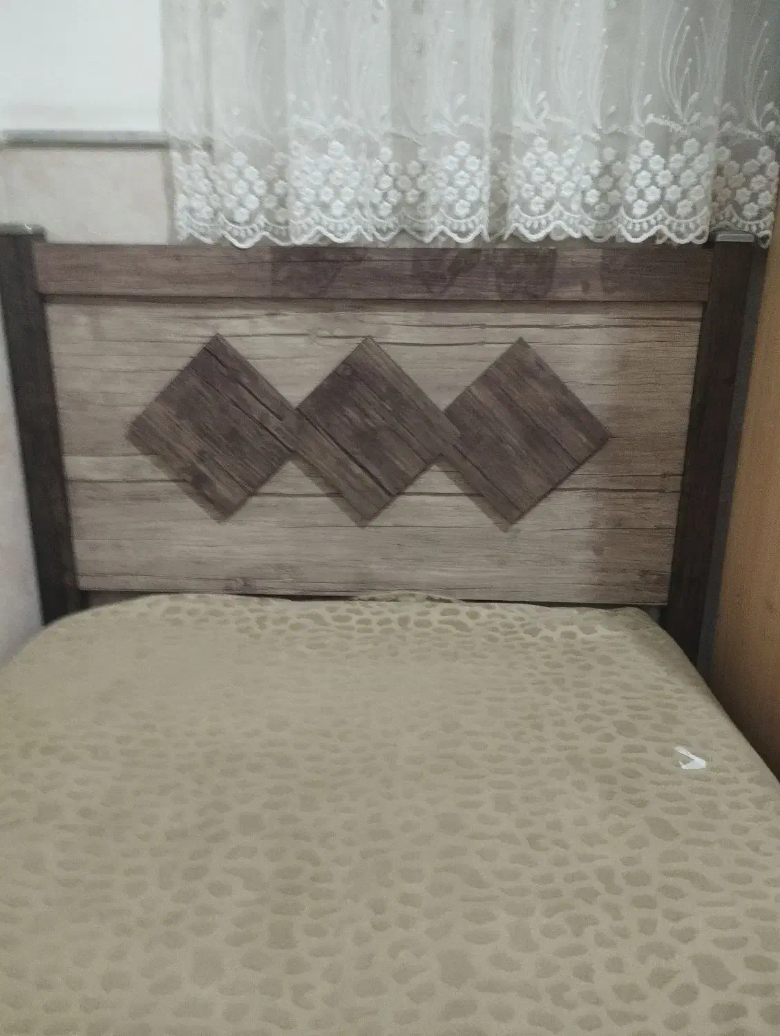 تخت یک نفره|تخت و سرویس خواب|ساوه, |دیوار