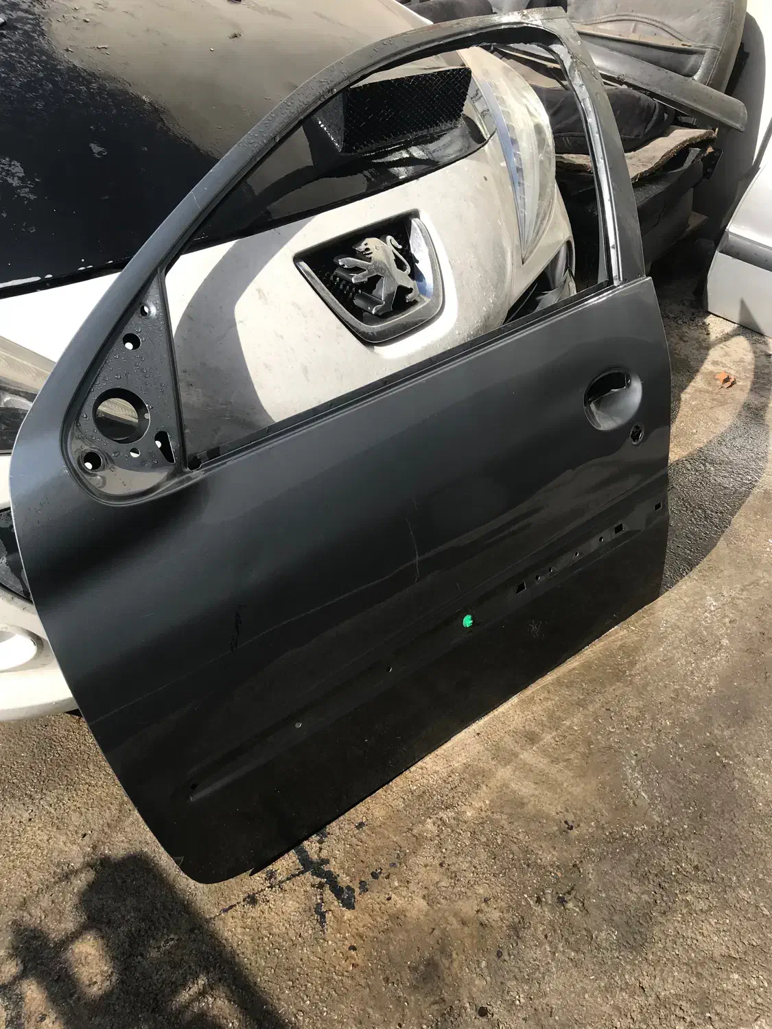 درب جلو راننده پژو ۲۰۶ و۲۰۷ استوک بی رنگ|قطعات یدکی و لوازم جانبی|کرج, برغان|دیوار