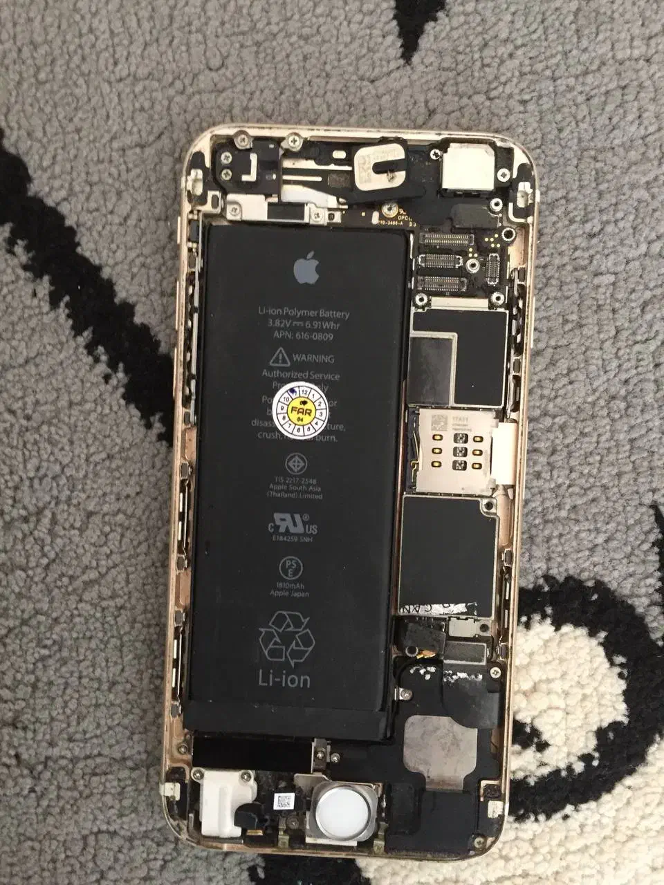 iphone 6 روشن|موبایل|تهران, باغ فیض|دیوار