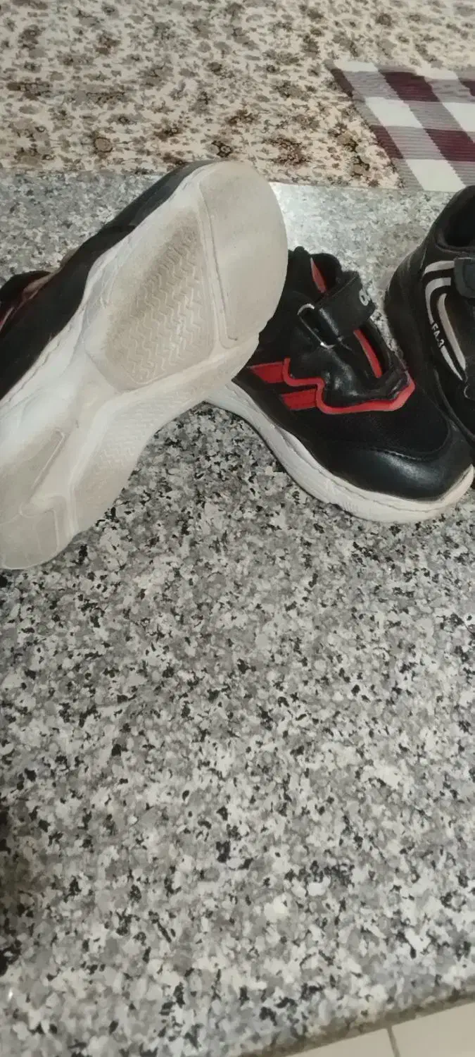 کفش بچگانه|کفش و لباس بچه|کرمانشاه, |دیوار