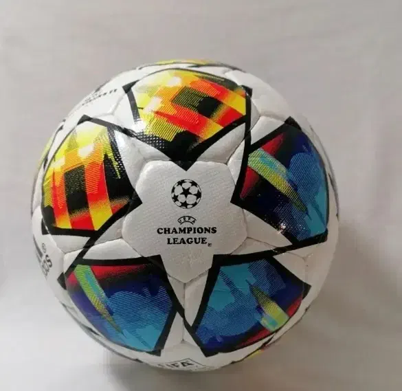 توپ فوتسال آدیداس Champions League 2022|ورزش‌های توپی|شاهین‌شهر, شهرک مطهری|دیوار