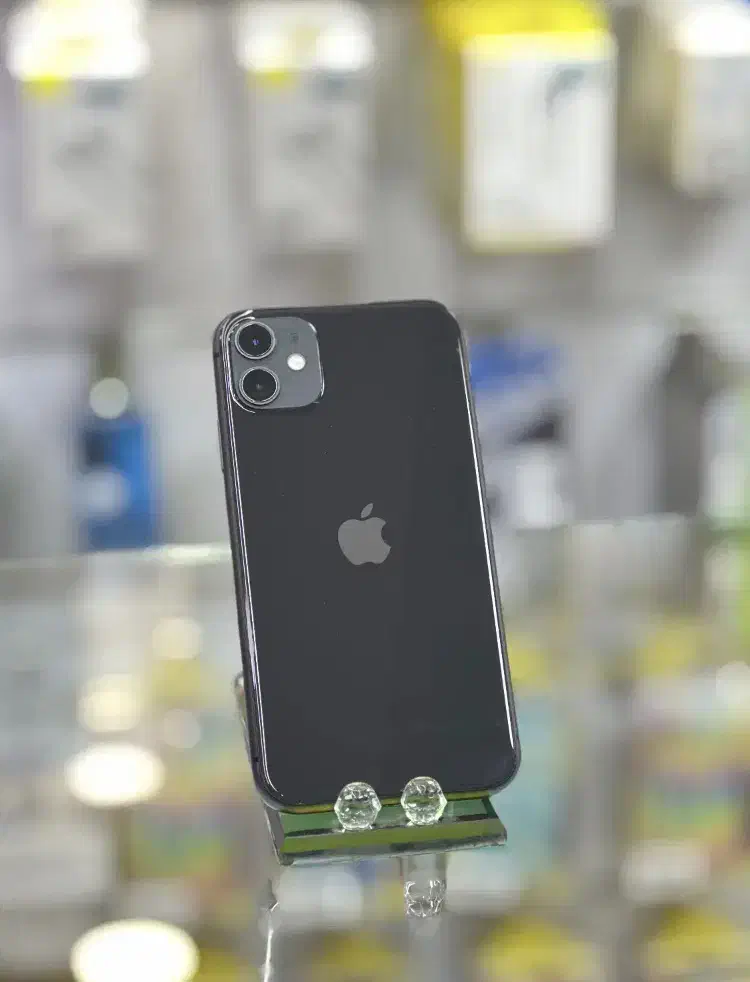 iphone 11 آیفون لازرورقی|موبایل|خرمآباد, |دیوار