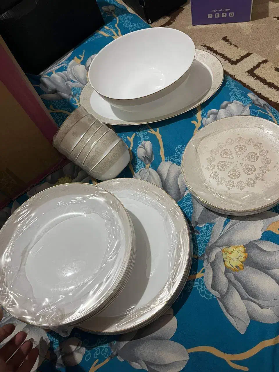 ظروف ارکوپال|ظروف سرو و پذیرایی|رباط‌کریم, رباط‌کریم|دیوار