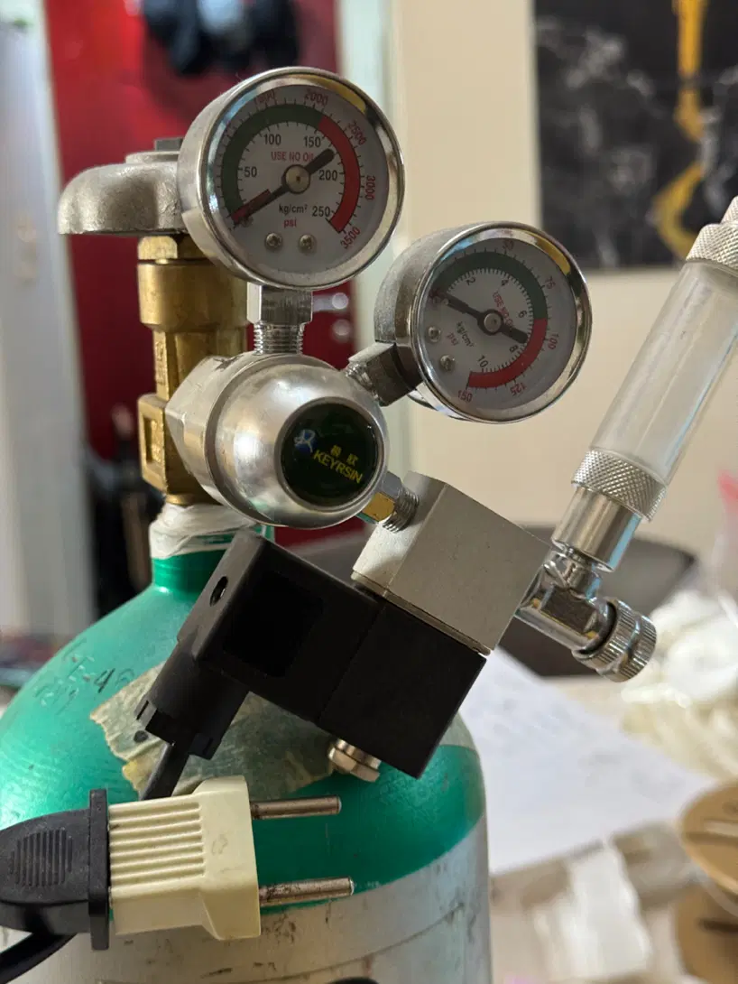 کپسول co2 و مانومتر شیر برقی دار|ماهی|تهران, گلستان (شهرک راه آهن)|دیوار