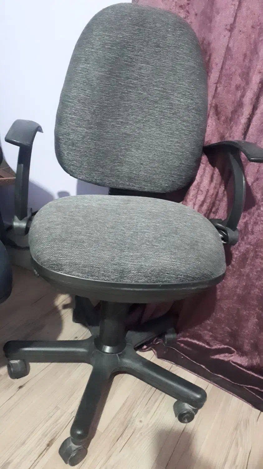 صندلی چرخدار|مبلمان اداری|طبس, |دیوار