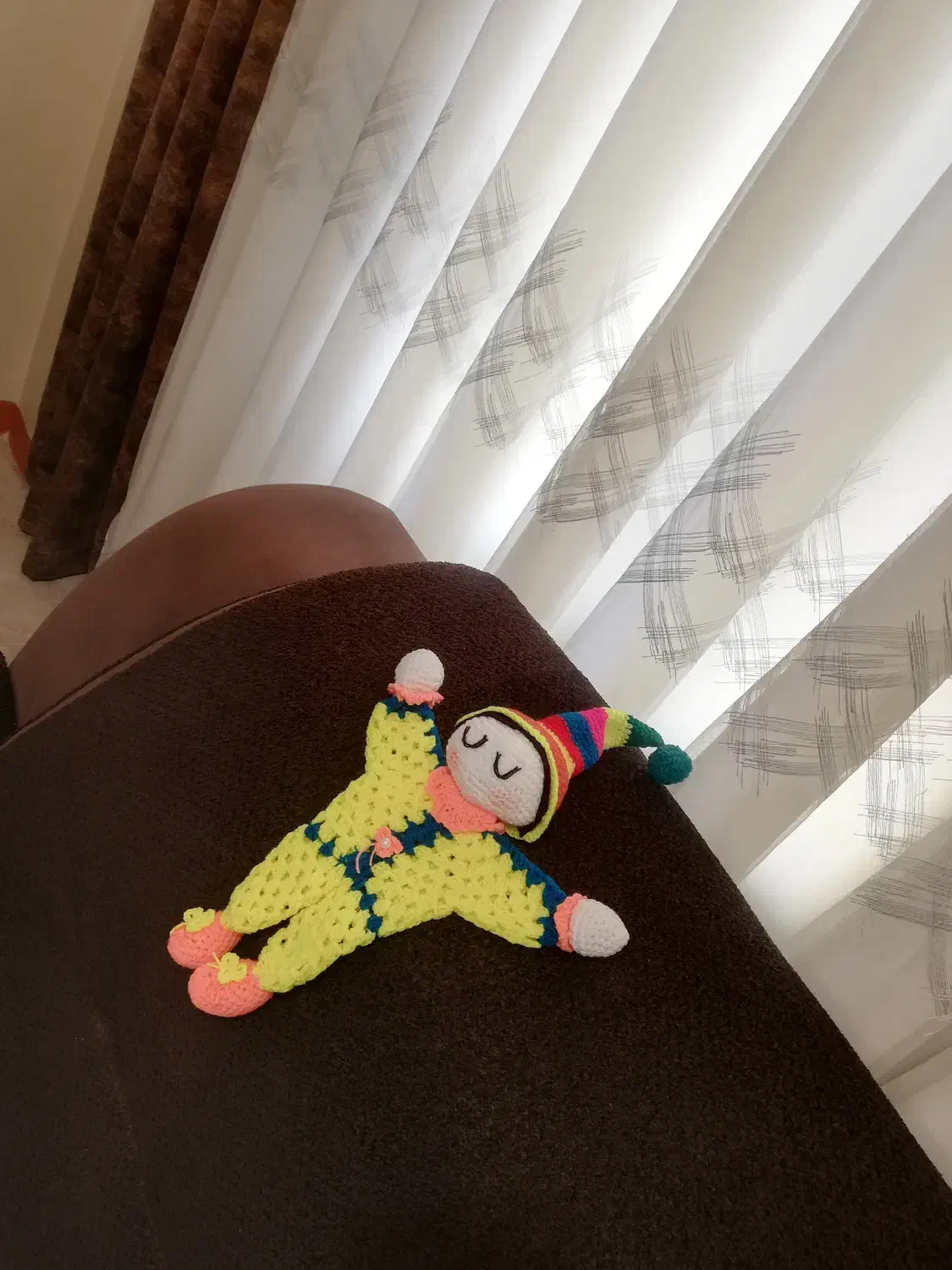 عروسک|اسباب‌بازی بچه|جم, |دیوار