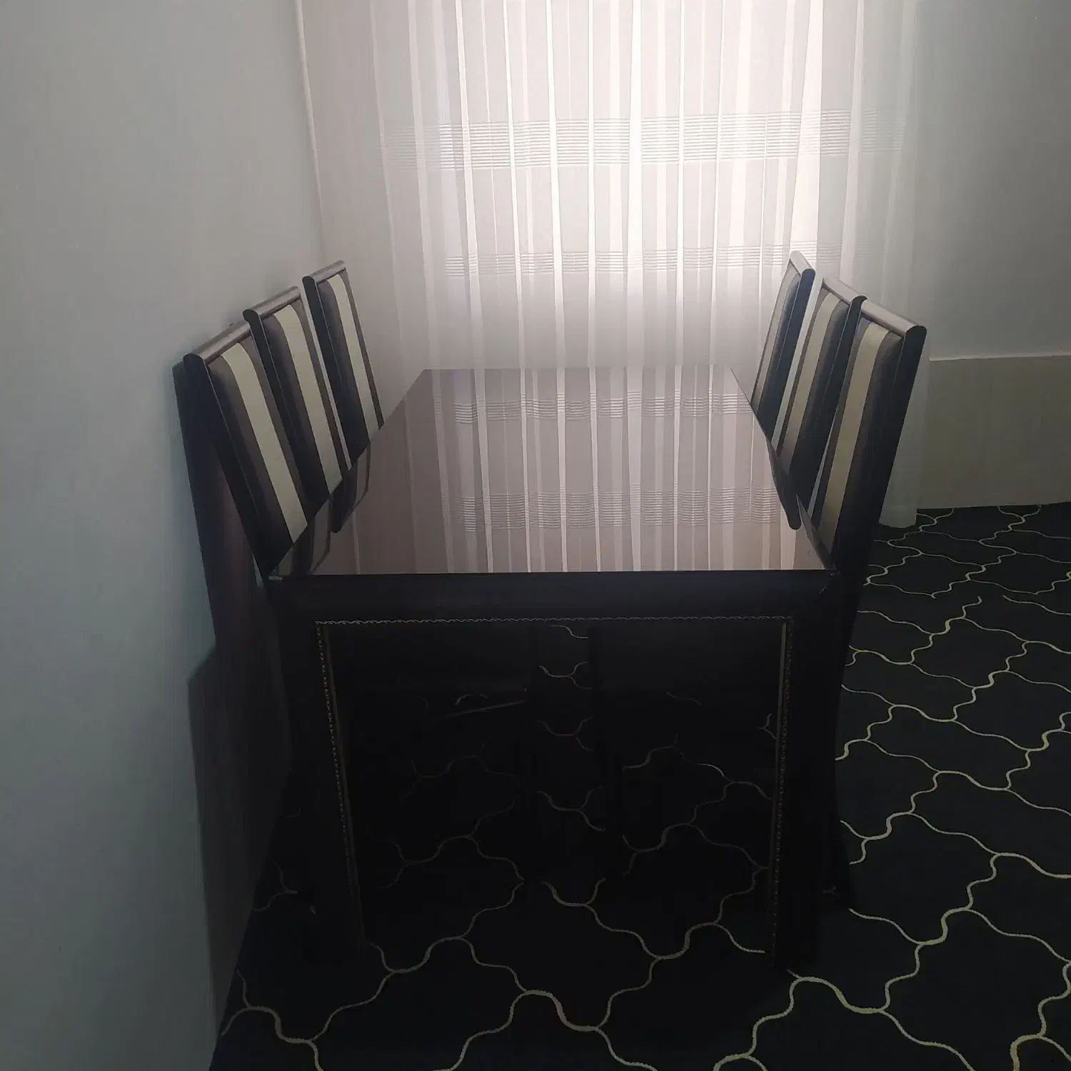 میز غذاخوری ۶ نفره|میز و صندلی غذاخوری|ارومیه, |دیوار