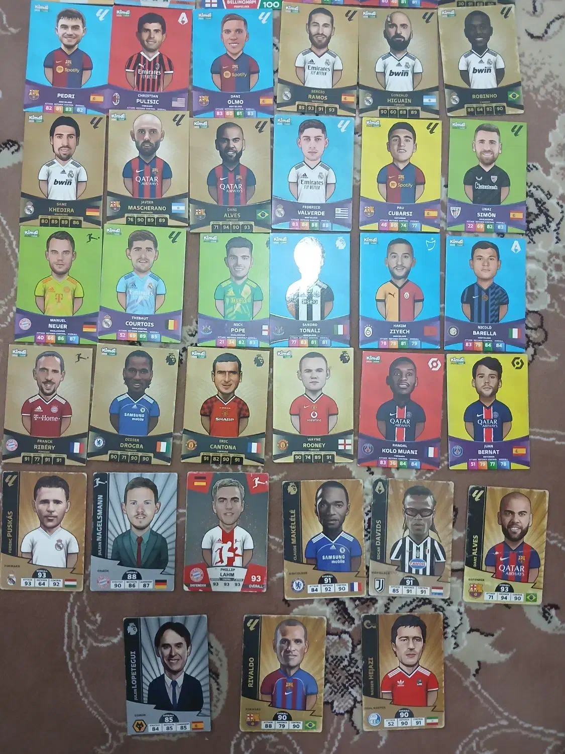 کیمدی|اسباب‌‌بازی|دورود, |دیوار