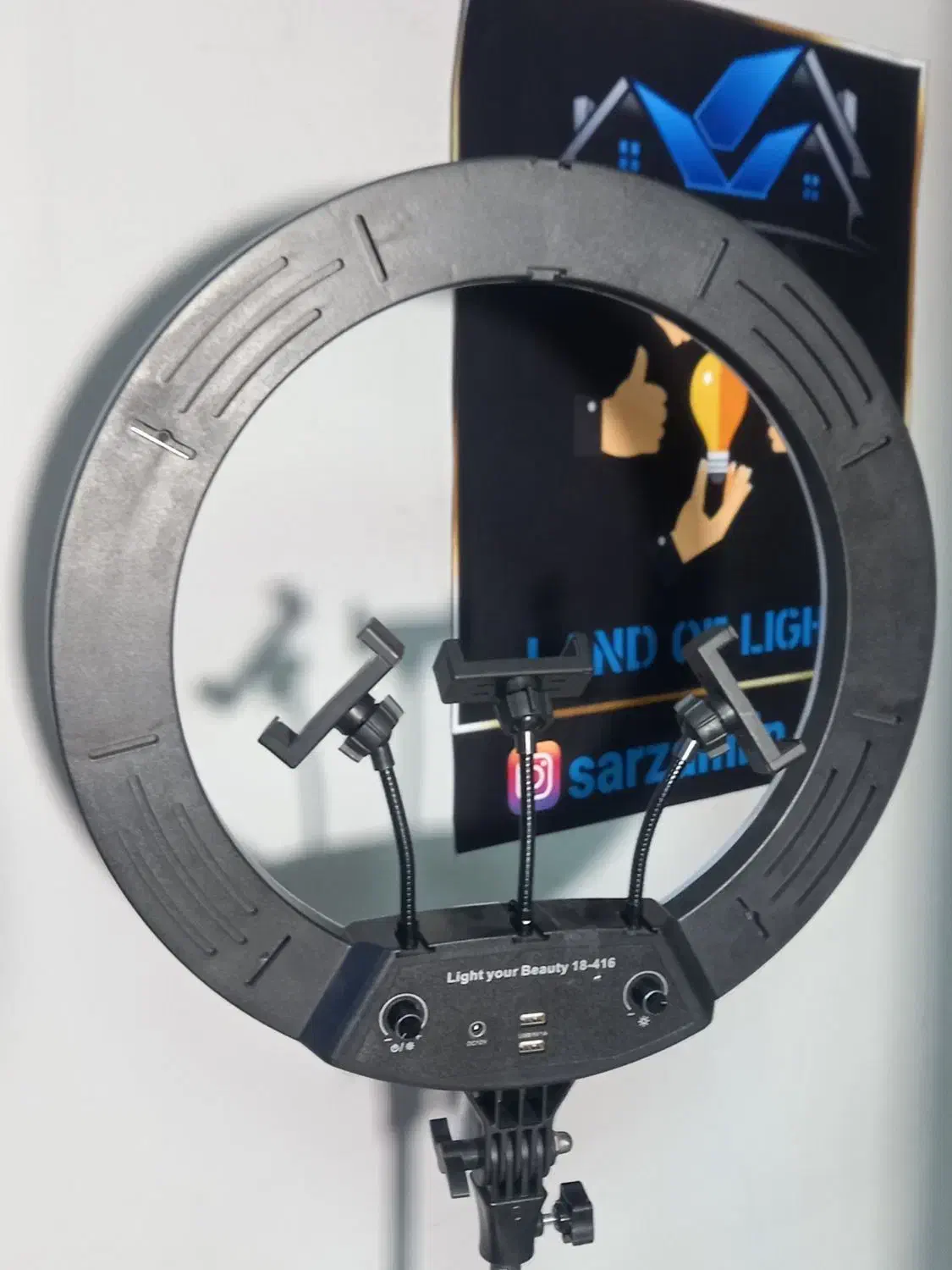 رینگ لایت45سانت 80وات با سه پایه بلند|دوربین عکاسی و فیلم‌برداری|تهران, لاله زار|دیوار