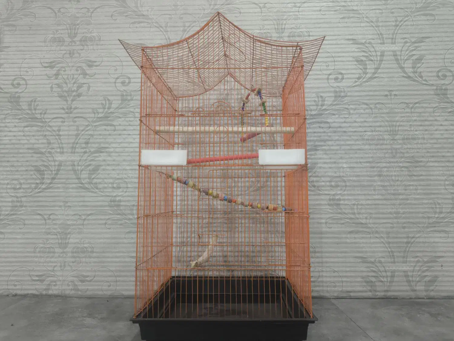 قفس سلطنتی بزرگ و زیبا به فروش میرسد|لوازم جانبی حیوانات|سنندج, |دیوار