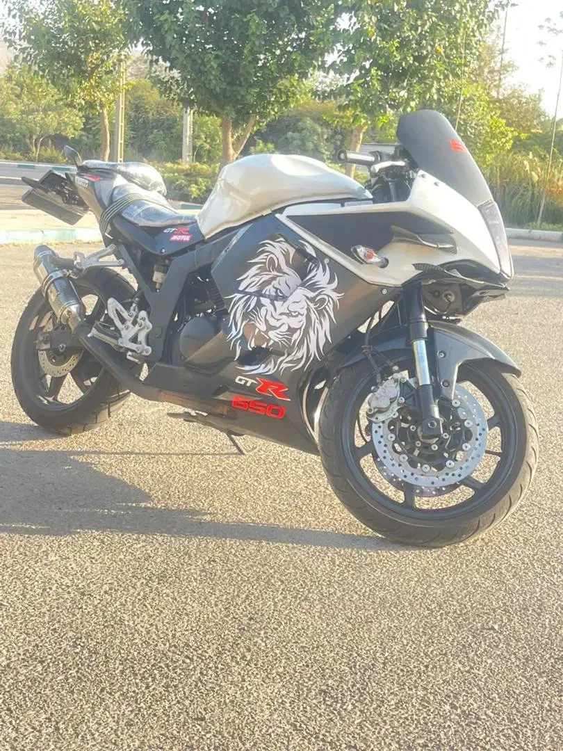 هیوسانگ ۲۵۰ نیوفیس ۹۴|موتورسیکلت|تهران, مینابی|دیوار