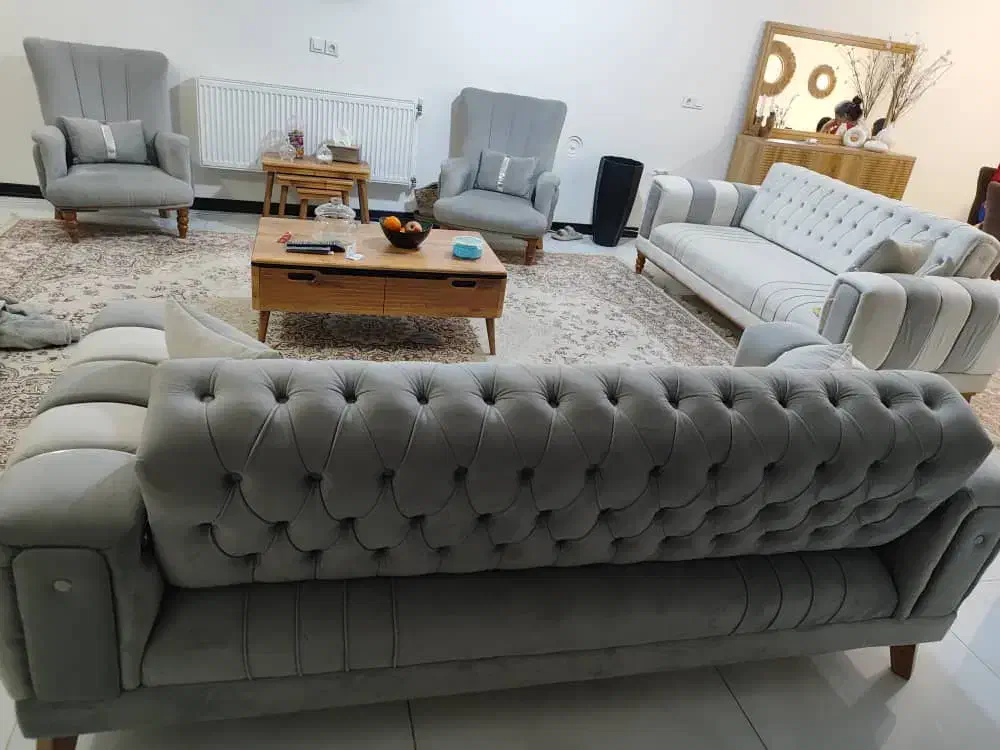 مبل مکانیزه خیلی نو چستری|مبلمان خانگی و میز عسلی|صدرا-فارس, فاز ۱|دیوار