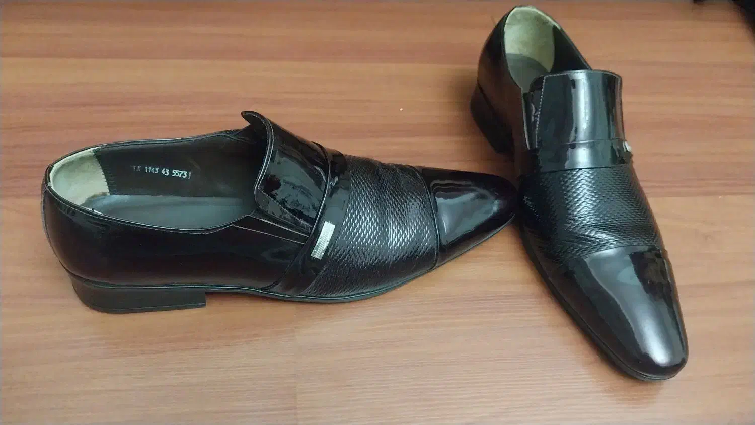 کفش مجلسی ، سایز ۴۳|کیف، کفش، کمربند|پرند, فاز ۵|دیوار