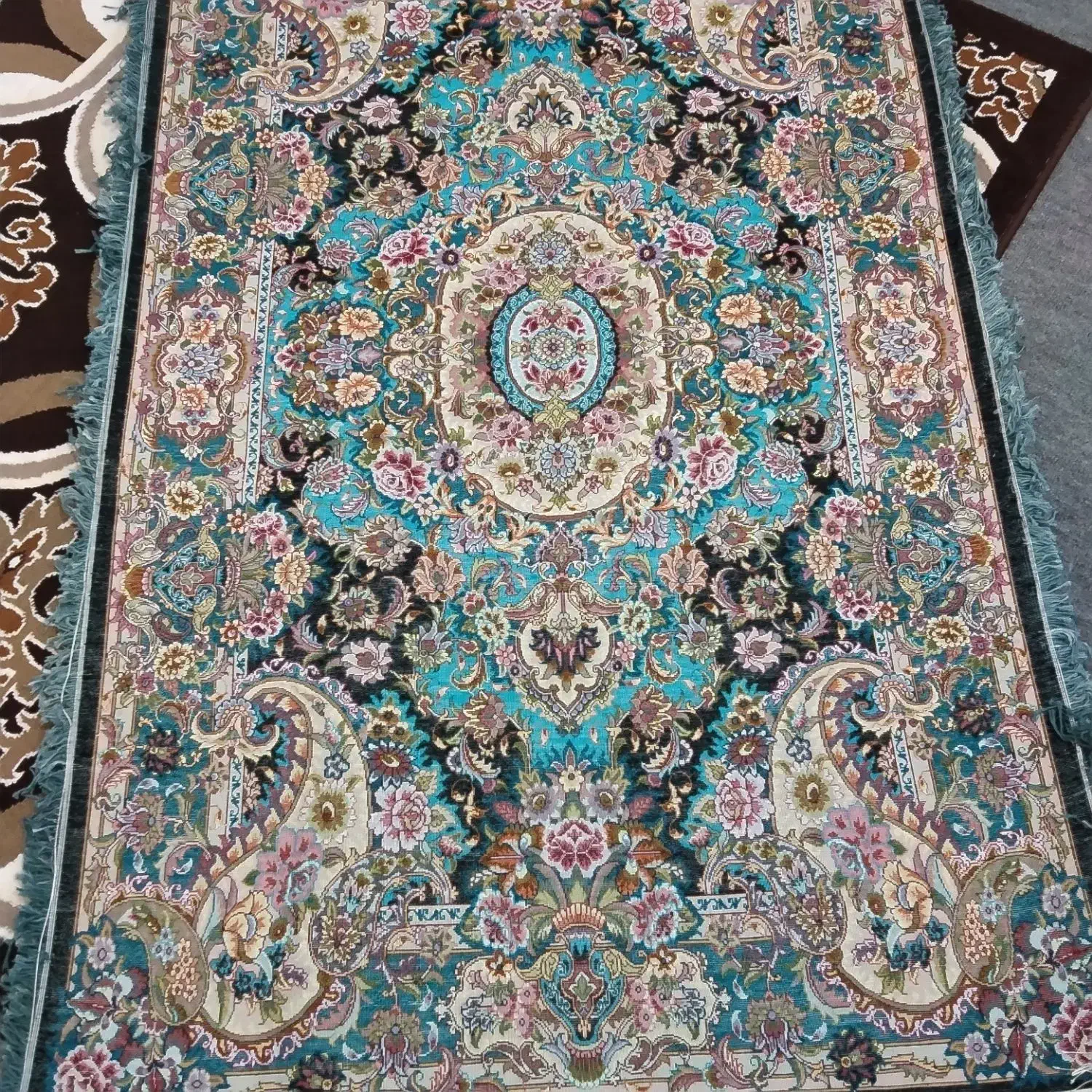 فرش زرنیم|فرش|تبریز, |دیوار