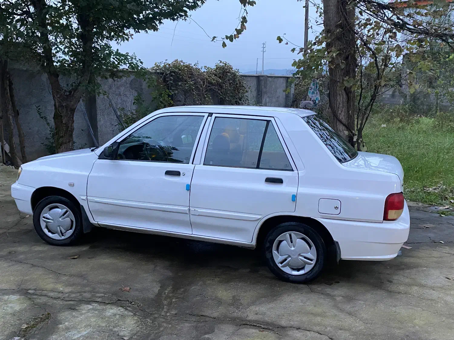 پراید۱۳۲مدل۹۴بدون خط و‌خش|خودرو سواری و وانت|رشت, شهریاران|دیوار