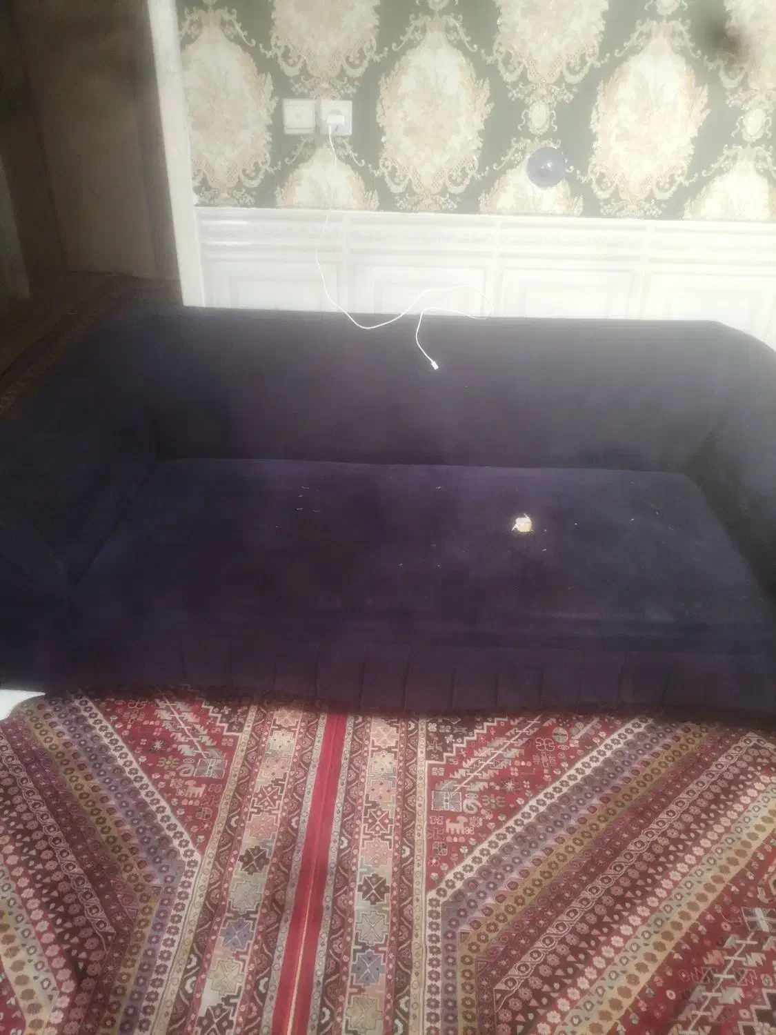 یک عددمبل سه سه نفره|مبلمان خانگی و میز عسلی|شیراز, شهرک گلشن|دیوار