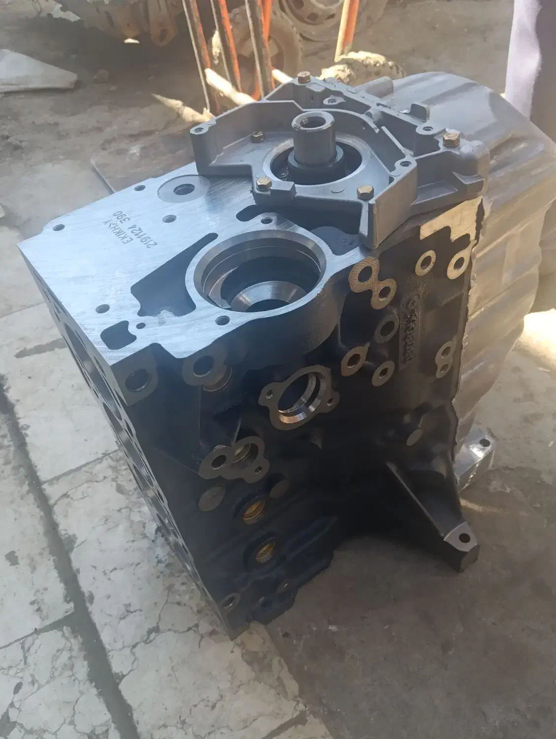 موتور کامل ۲۰۶ تیپ دو و تیپ پنج tu5 و tu3|قطعات یدکی و لوازم جانبی|نیشابور, شهید جعفری|دیوار