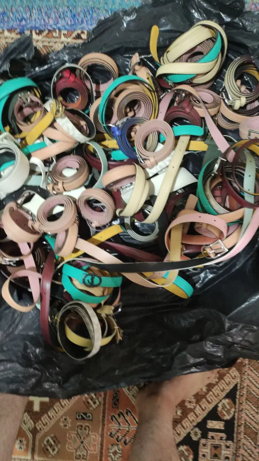 تعدادی کمربند وزنجیر|کیف، کفش، کمربند|کرج, گوهردشت|دیوار