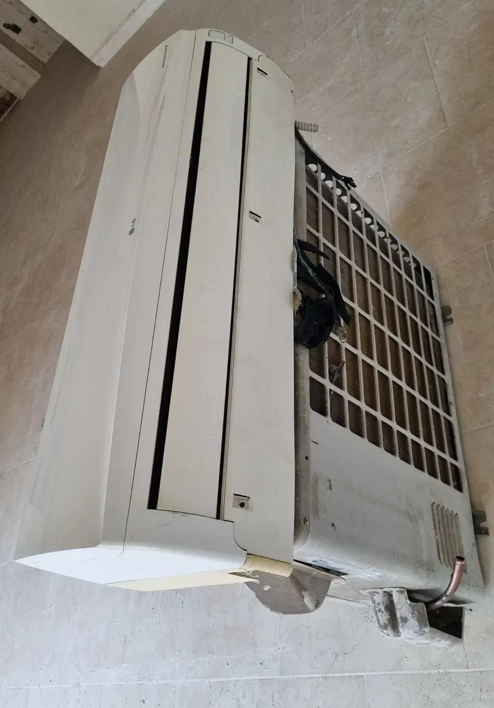 کولر ال جی|کولر گازی و فن‌کوئل|رشت, گلسار|دیوار