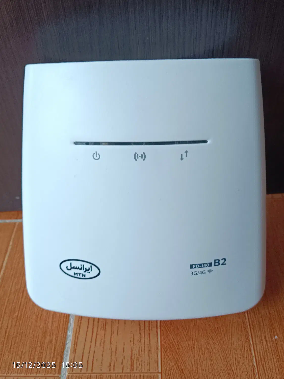 فروش مودم ایرانسل سیم کارت خور وقابل جابجایی|مودم و تجهیزات شبکه|یزد, |دیوار