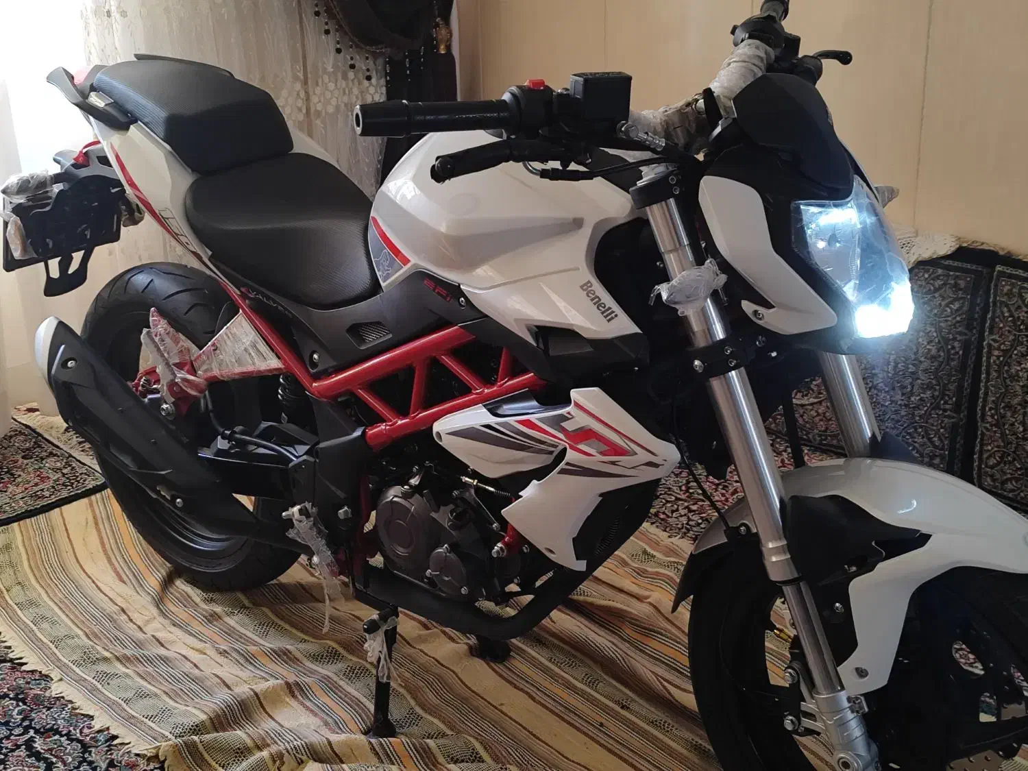 بنلی 150نیو لاکاغذ|موتورسیکلت|همدان, |دیوار