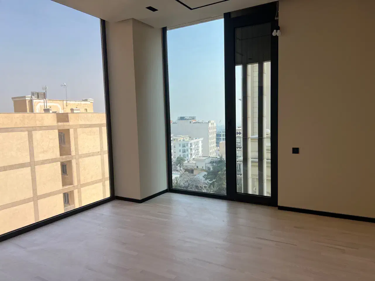 ۲۲۰متر،نوساز،مدرن،بی نظیرترین سازه منطقه