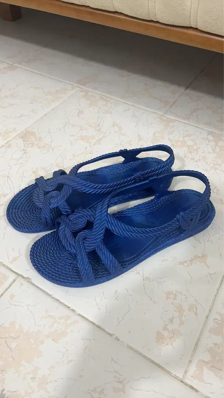 صندل ترک|کیف، کفش، کمربند|کاشان, فاز ۲ ناجی آباد|دیوار