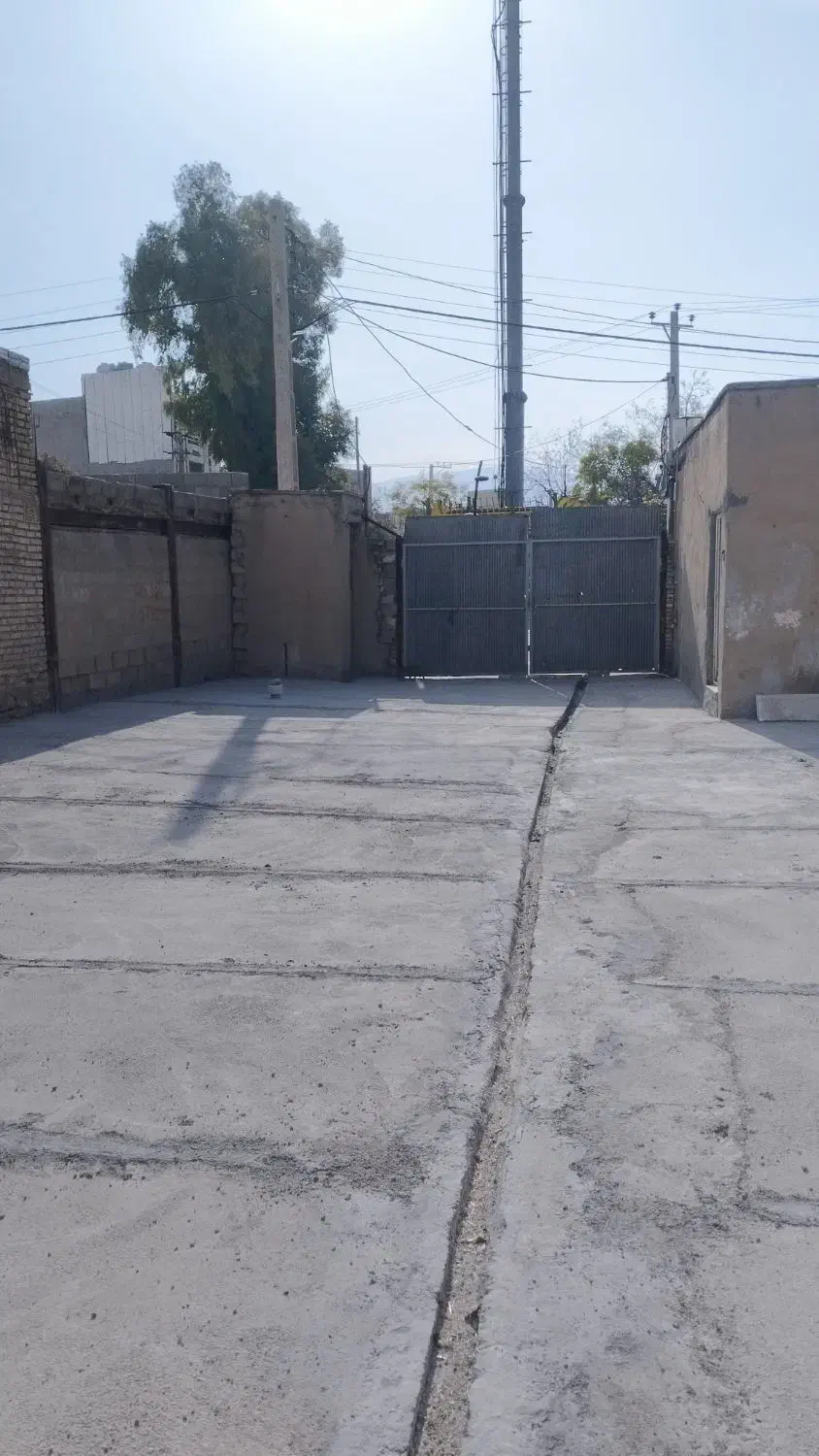 زمین محصور و کف بتن مناسب گاراژ، کارواش و...|اجارهٔ مغازه و غرفه|ایذه, |دیوار