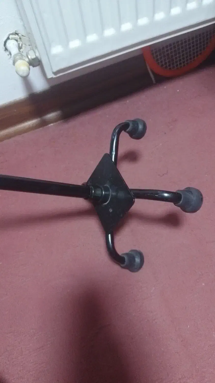 عصا ۴پا|آرایشی، بهداشتی، درمانی|مشهد, کلاهدوز|دیوار