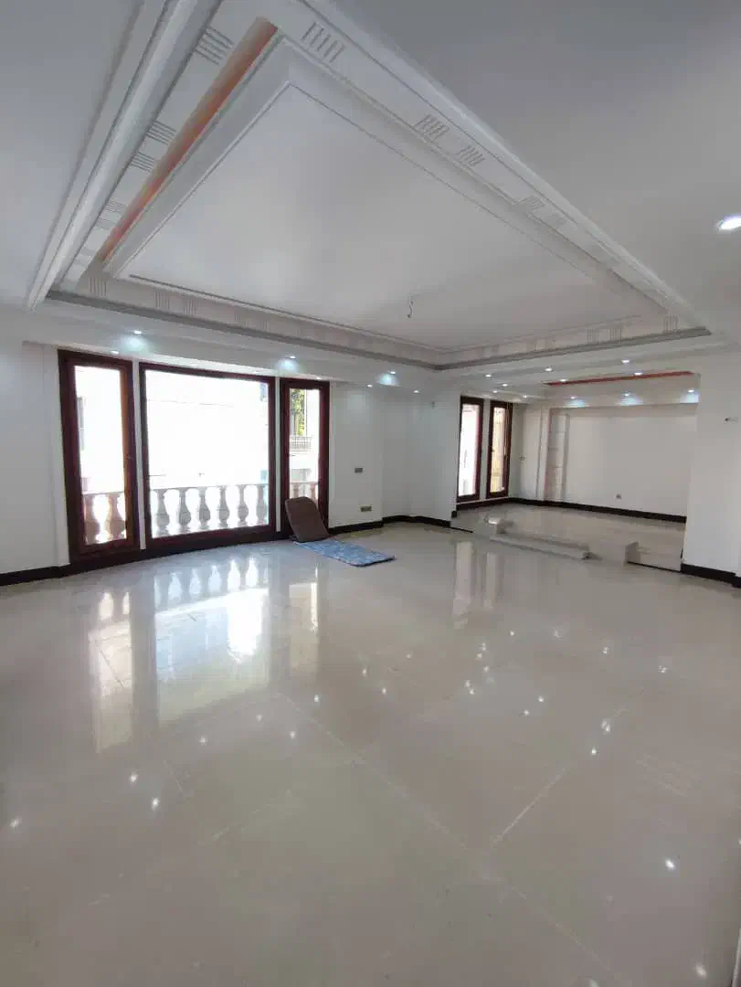 اجاره ۲۸۰ متر تک واحدی فرشته